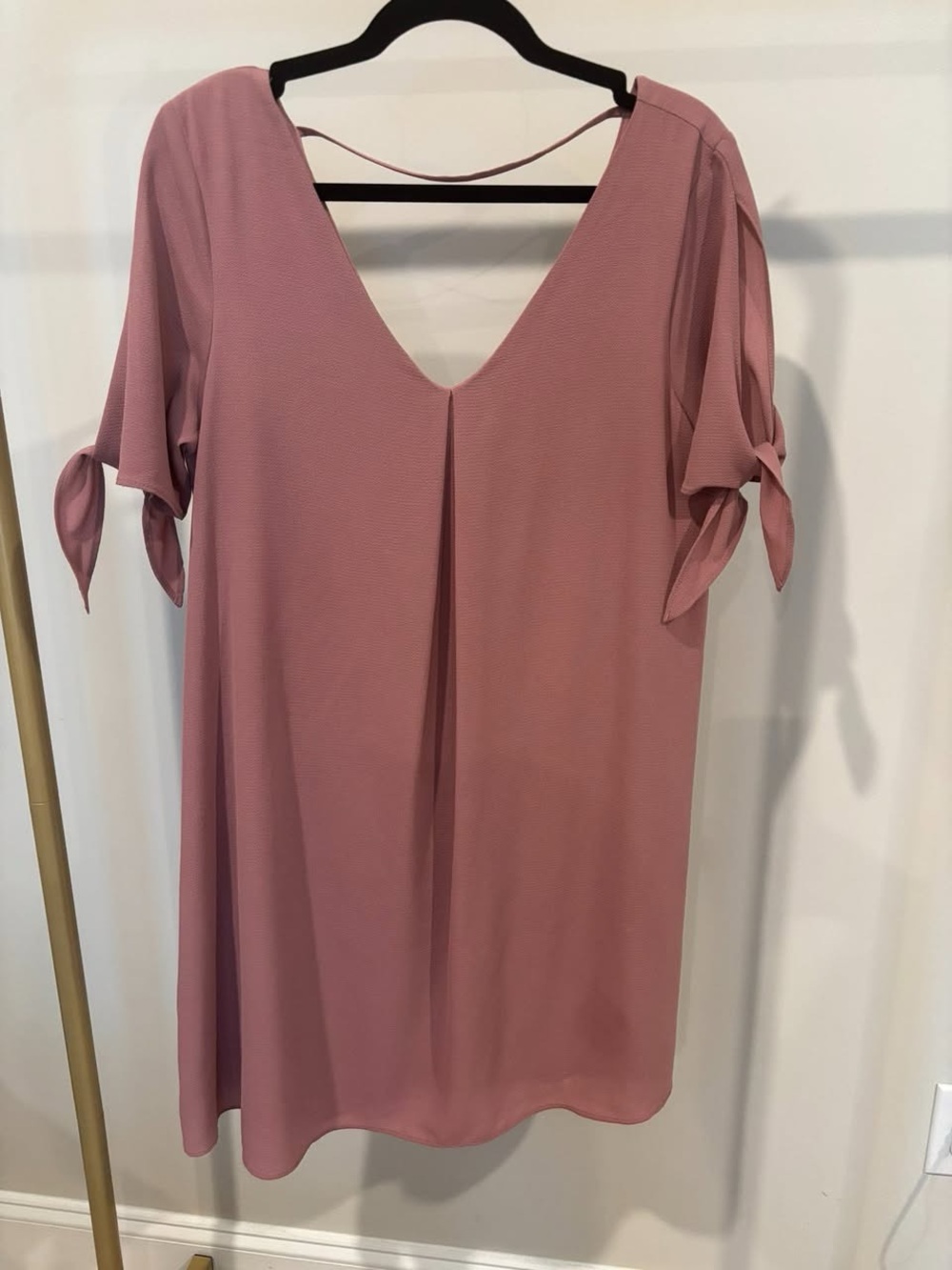 Moa Moa Dusty Rose Tie-Sleeve V-Neck Tunic